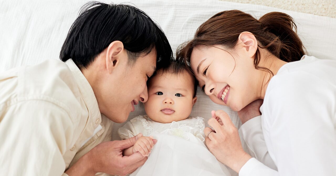 赤ちゃん連れ旅行の持ち物リスト｜6〜12ヶ月“離乳食期の必需品＆荷物を減らすコツ”完全ガイド【PDF付き】